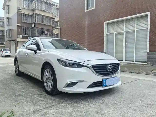 Mazda6 Atenza 2017 2.0L Blue Sky Luxury Edition