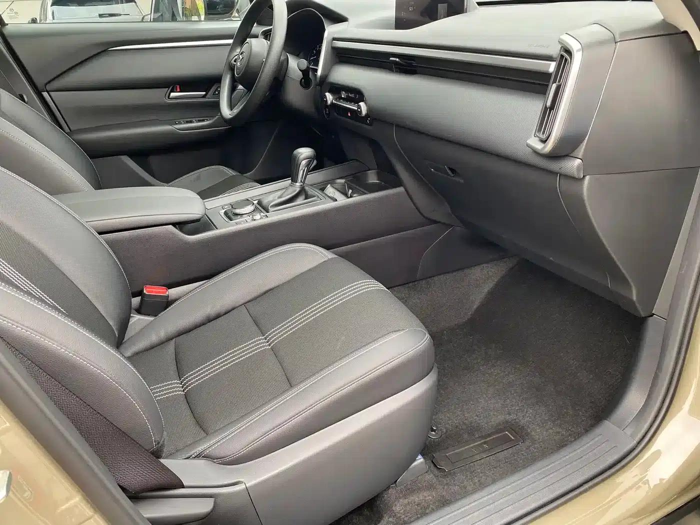 Mazda CX-50 Leading Edition 2023 2.0L — миниатюра 12