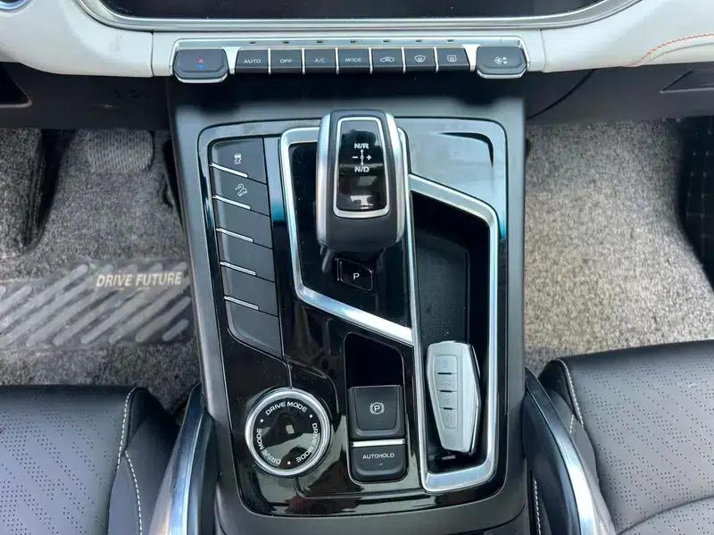 Geely Boyue 2022 Model Boyue X 1.8TD DCT Smart Connect Edition — миниатюра 16