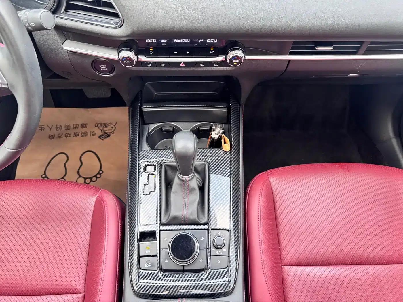 Mazda CX-30 2022 2.0L Automatic Premium Obsidian Edition — миниатюра 14