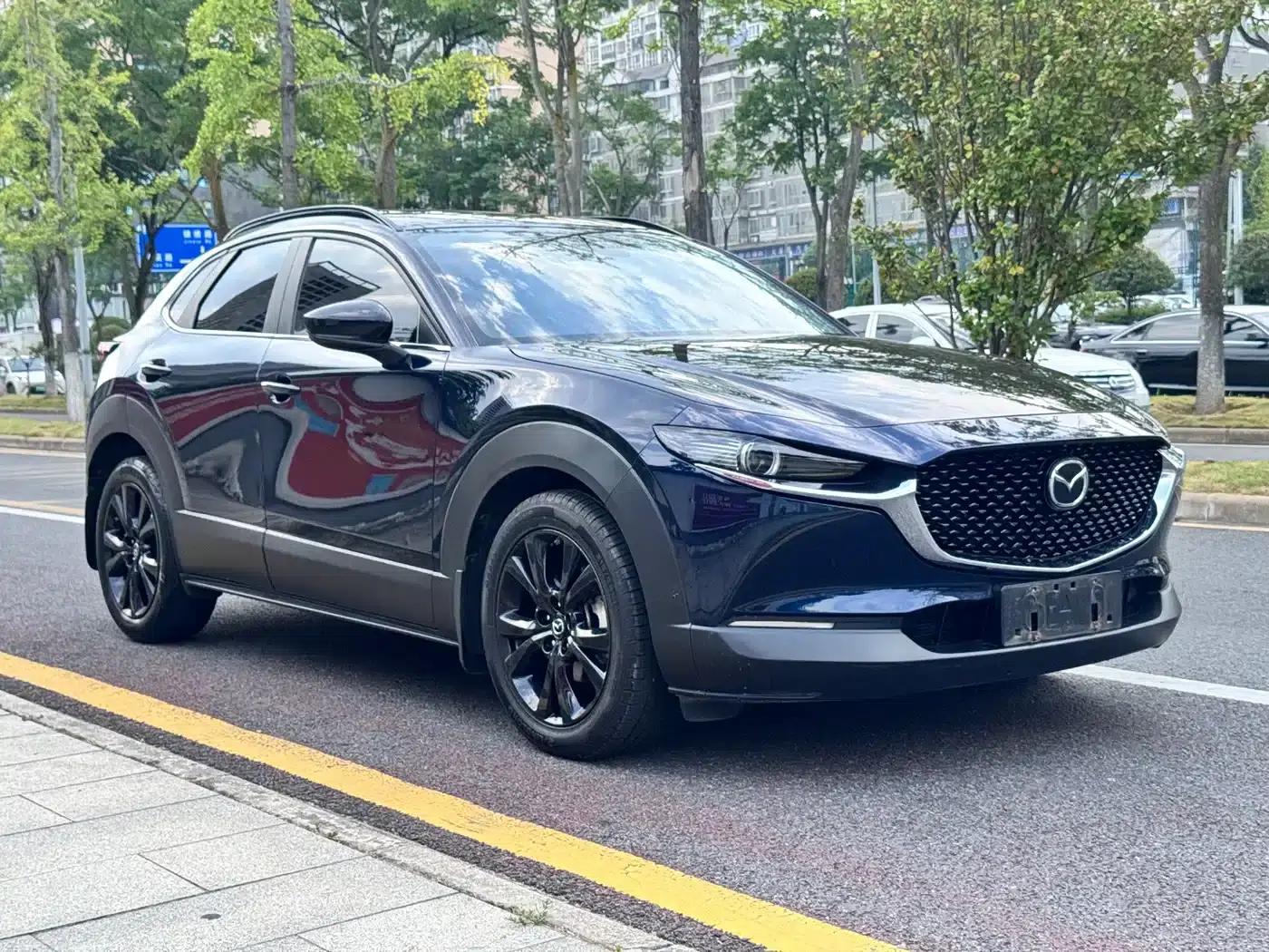 Mazda CX-30 2022 2.0L Automatic Premium Obsidian Edition — миниатюра 3