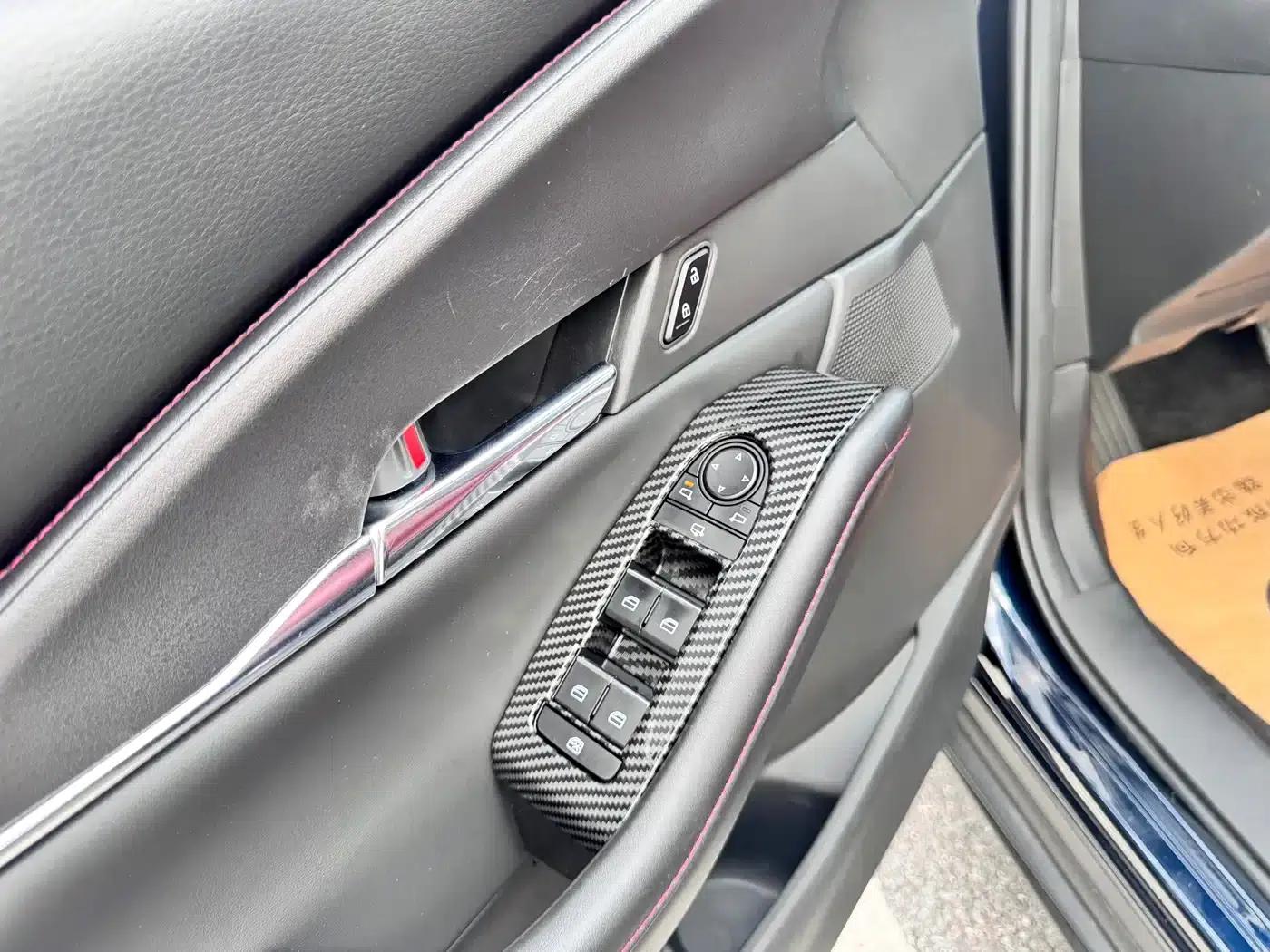 Mazda CX-30 2022 2.0L Automatic Premium Obsidian Edition — миниатюра 21