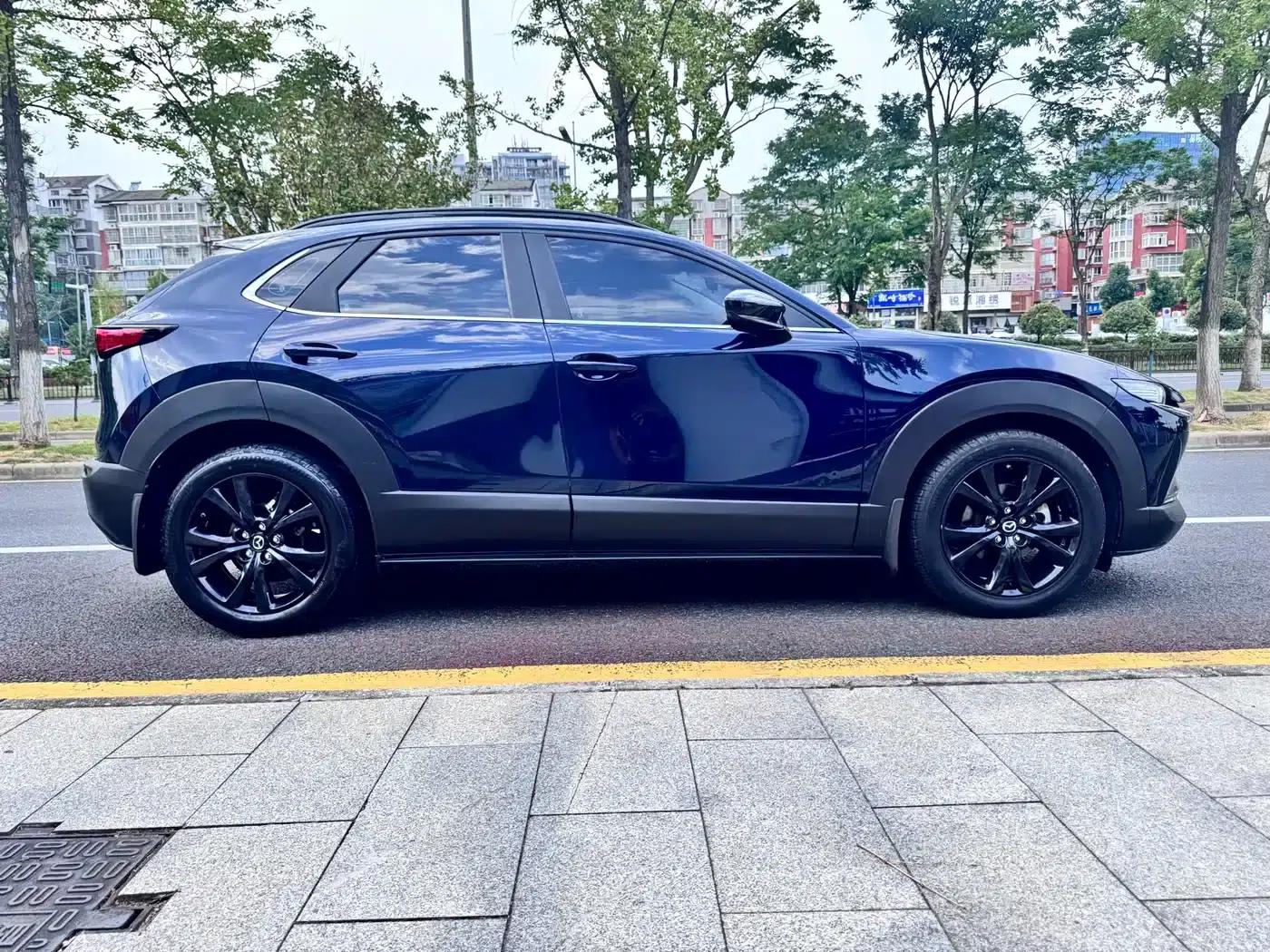 Mazda CX-30 2022 2.0L Automatic Premium Obsidian Edition — миниатюра 7