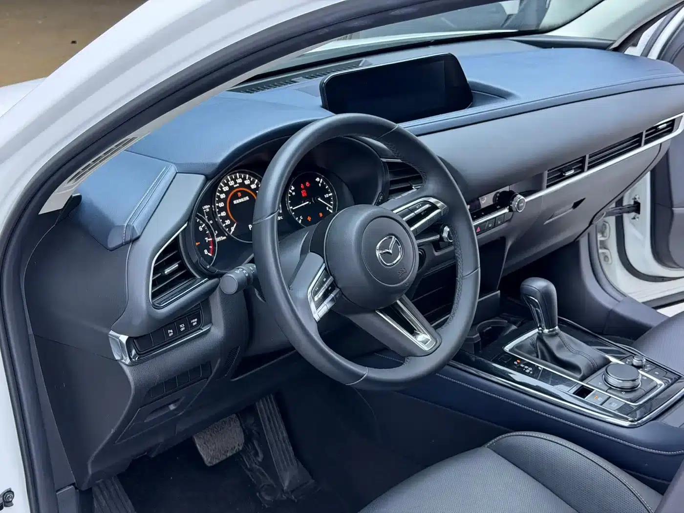 Mazda CX-30 2021 2.0L Automatic Premium Edition — миниатюра 12
