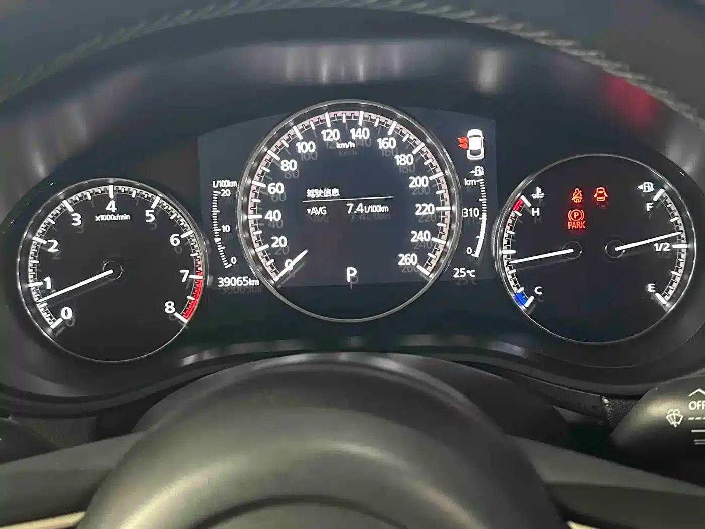 Mazda CX-30 2022 2.0L Automatic Elegance Edition — миниатюра 5