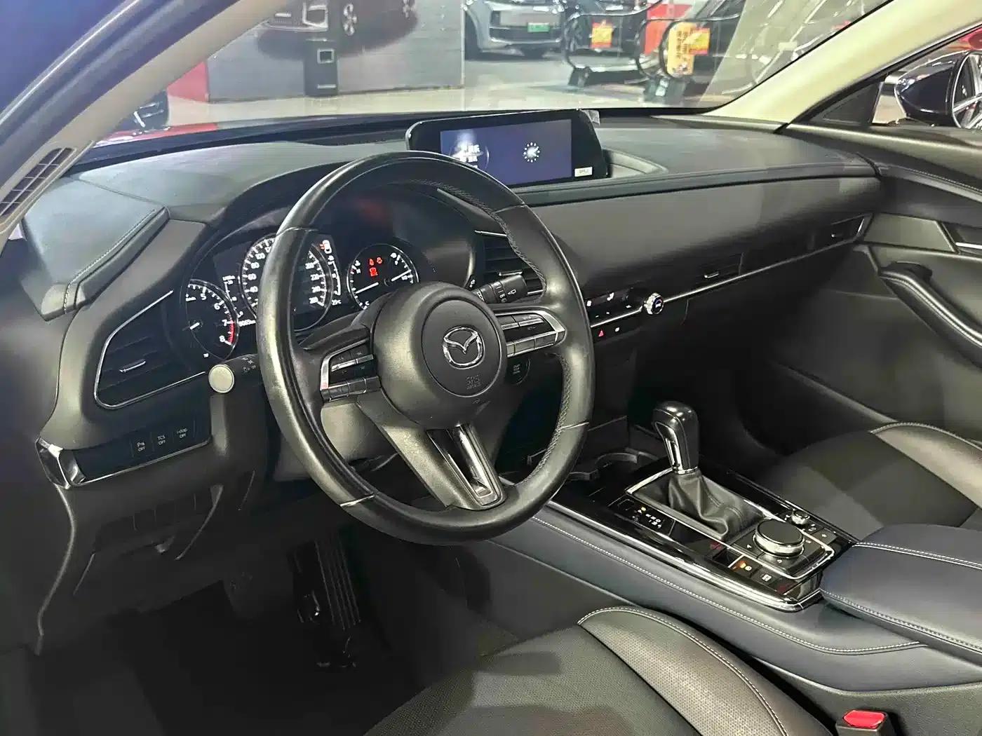 Mazda CX-30 2022 2.0L Automatic Elegance Edition — миниатюра 6