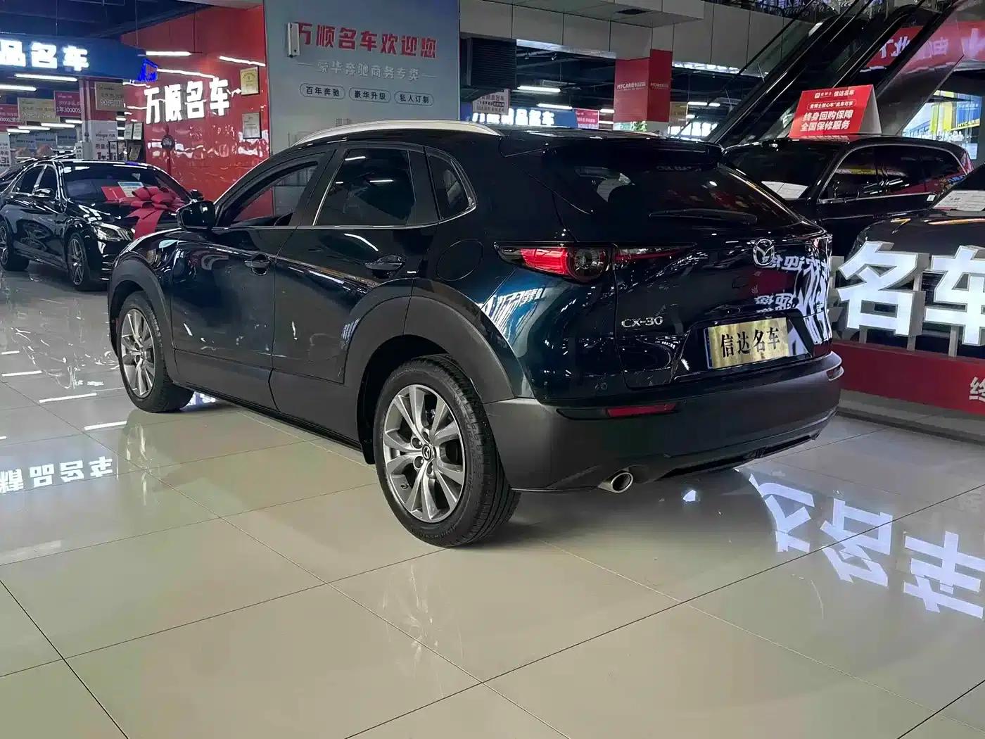 Mazda CX-30 2022 2.0L Automatic Elegance Edition — миниатюра 8