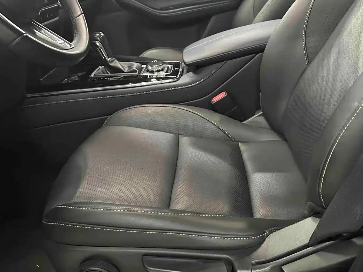 Mazda CX-30 2022 2.0L Automatic Elegance Edition — миниатюра 10