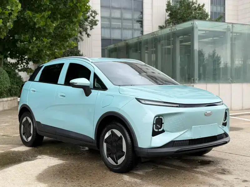 Geely Geometry E Firefly 2024 Model 301KM Starlight — миниатюра 3
