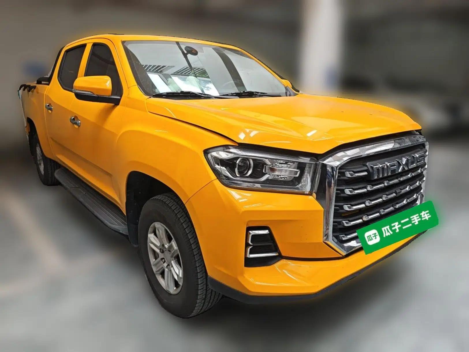 SAIC MAXUS Xingji 2023 Starry L 2.0T Diesel Manual Two-Wheel-Drive Elite Edition Long Bed — миниатюра 3