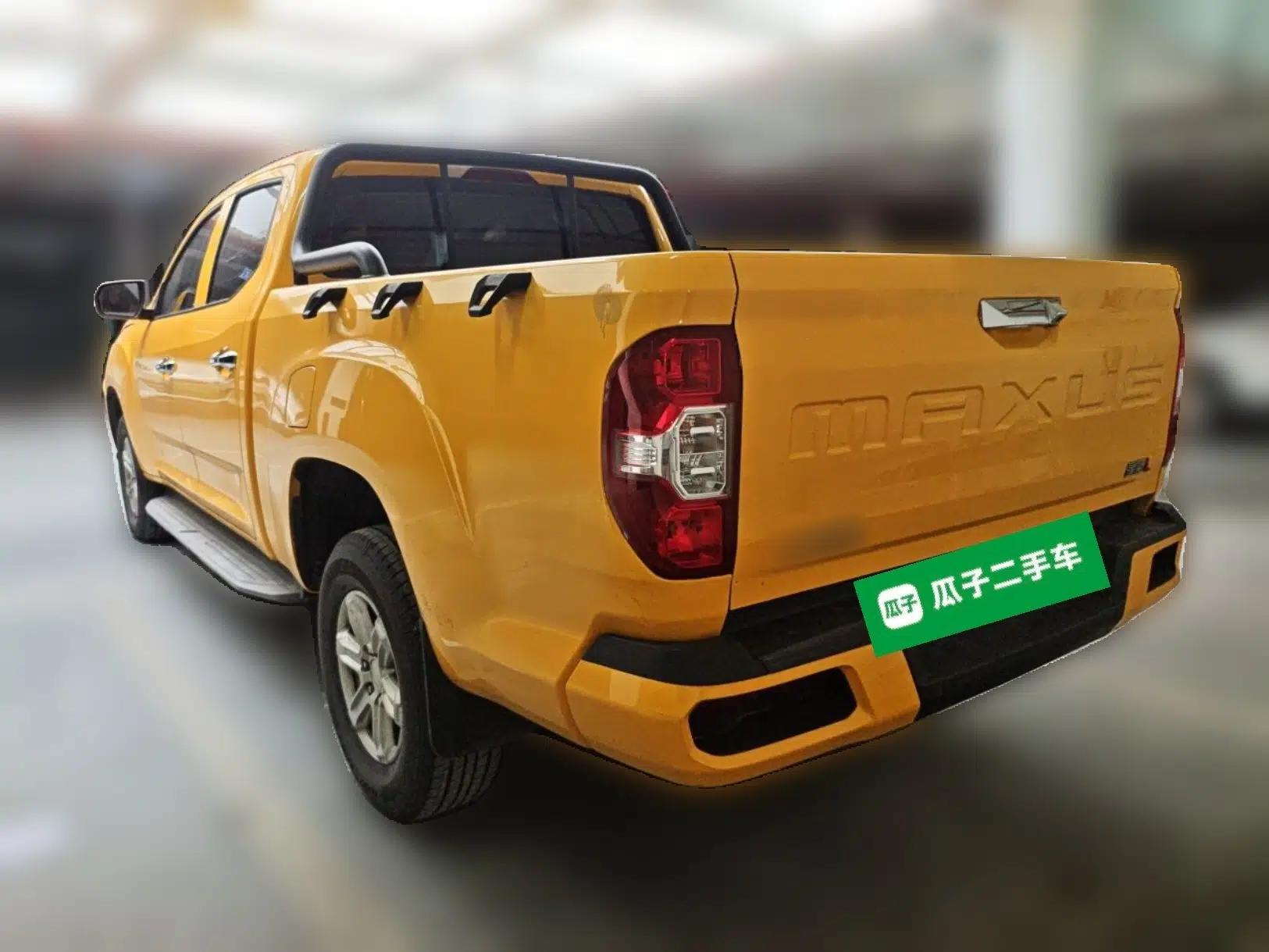 SAIC MAXUS Xingji 2023 Starry L 2.0T Diesel Manual Two-Wheel-Drive Elite Edition Long Bed — миниатюра 4