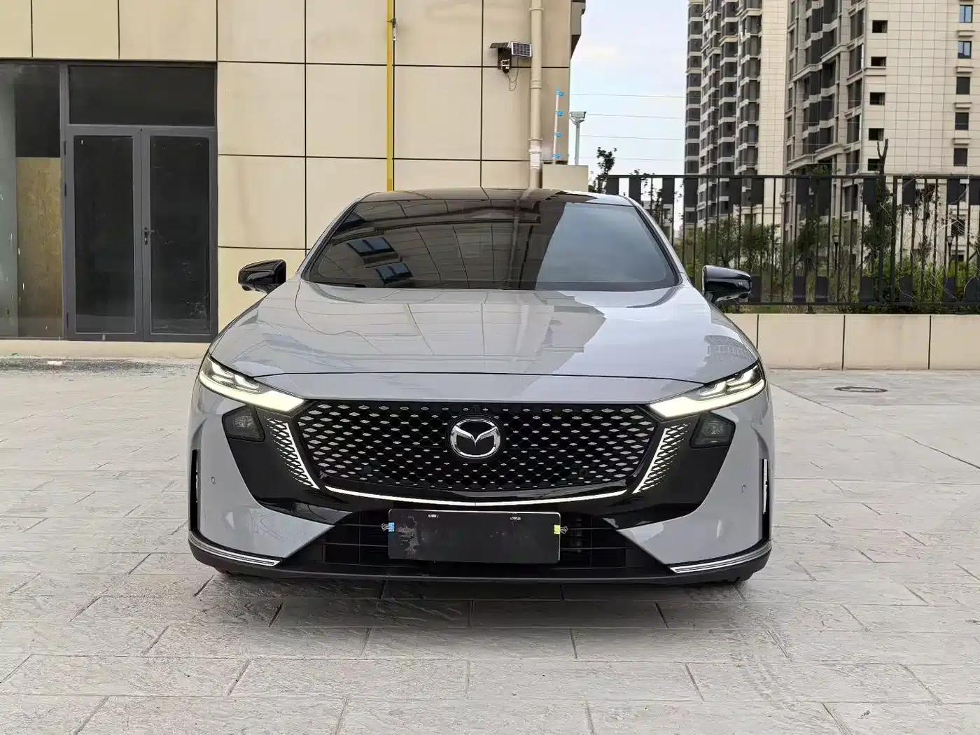 Mazda EZ-6 2024 Extended Range 200 Smart Edition — миниатюра 2