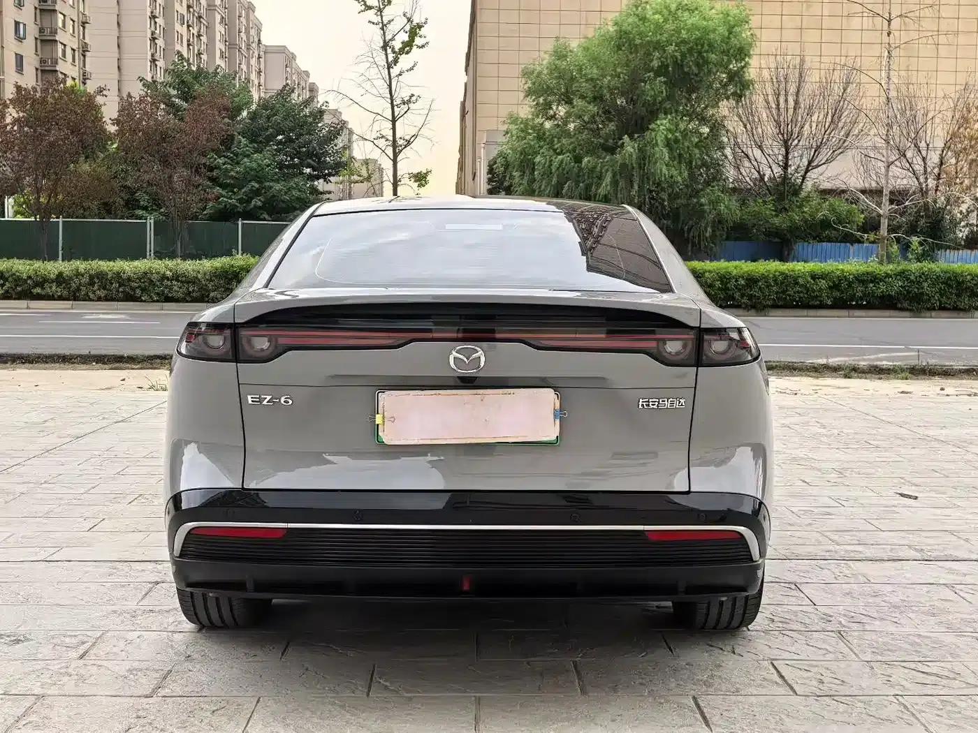 Mazda EZ-6 2024 Extended Range 200 Smart Edition — миниатюра 8