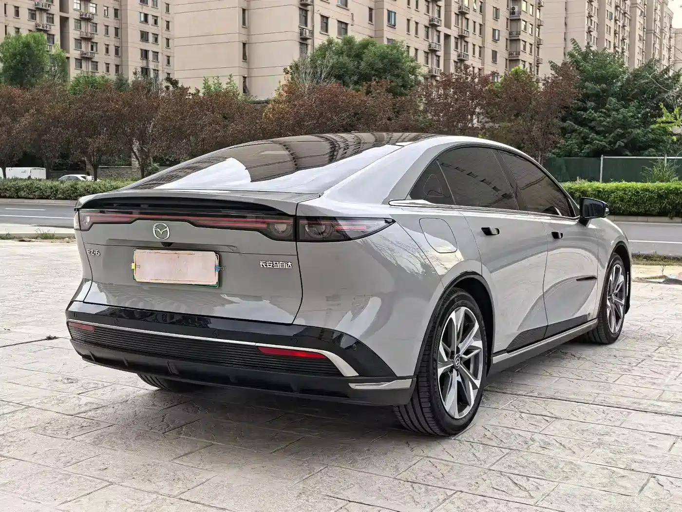 Mazda EZ-6 2024 Extended Range 200 Smart Edition — миниатюра 9