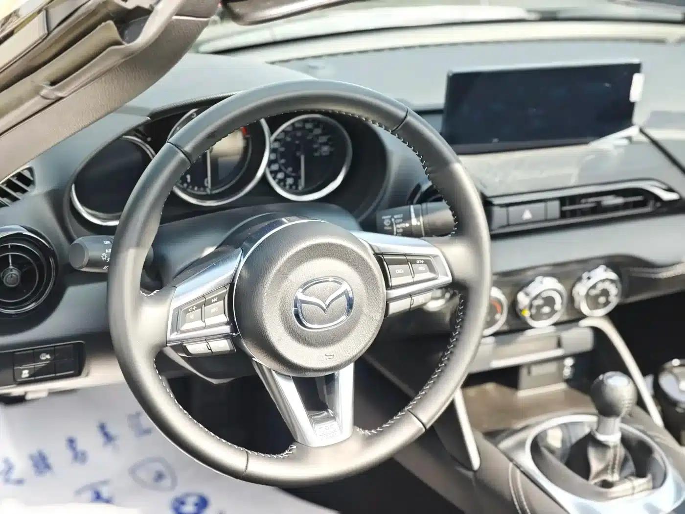 Mazda MX-5 2025 2.0L Manual — миниатюра 11