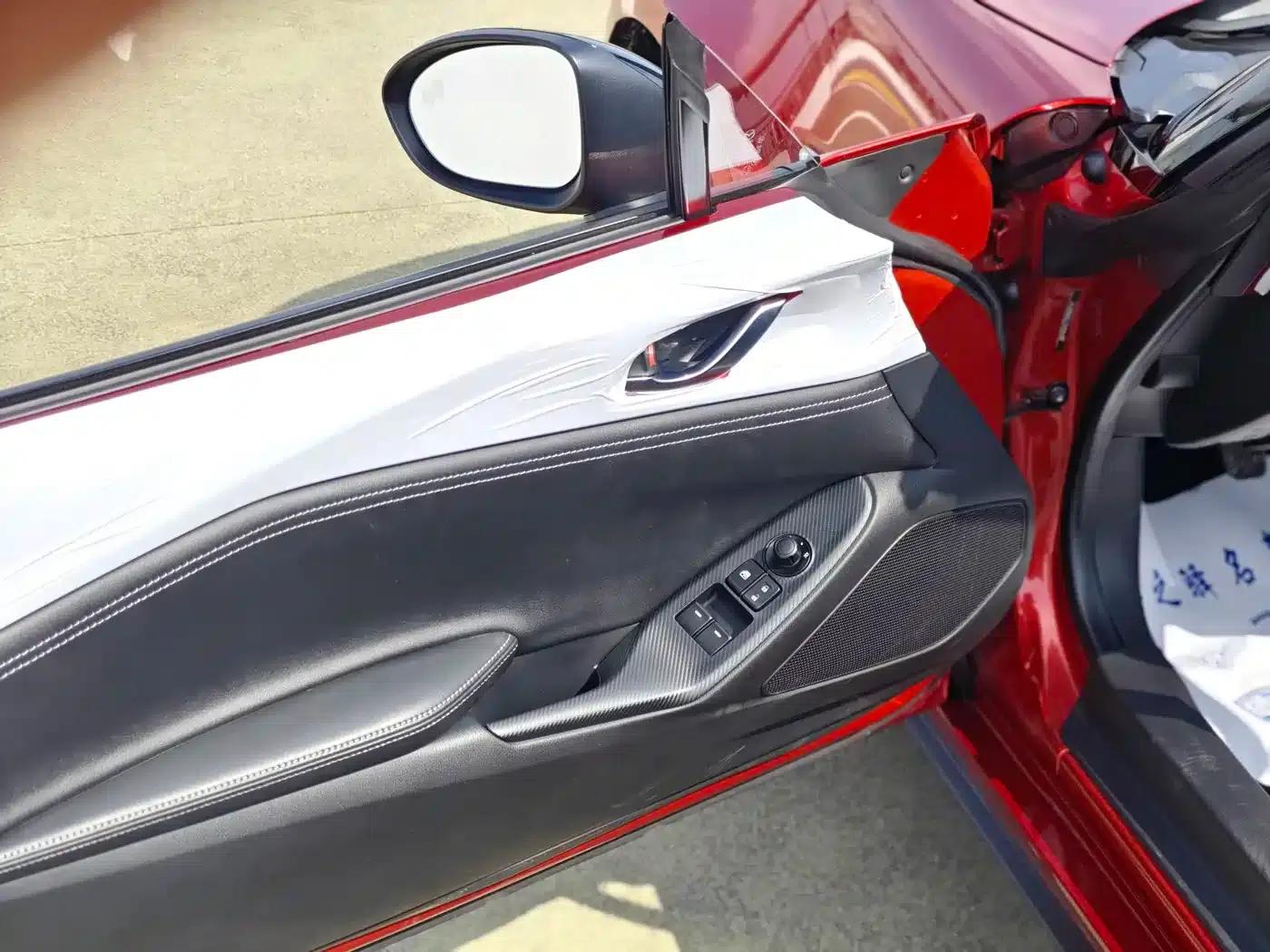Mazda MX-5 2025 2.0L Manual — миниатюра 15