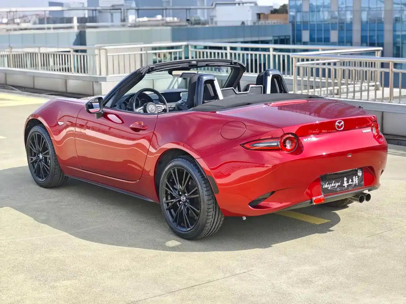 Mazda MX-5 2025 2.0L Manual — миниатюра 5