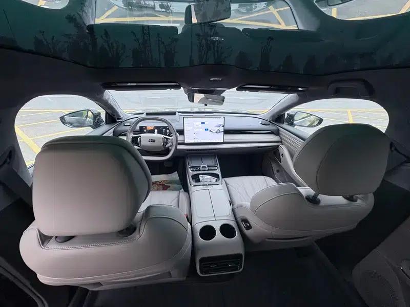 Galaxy Starry Night 8 PHEV 2026 Model 225km EM-i Voyager Galaxy Edition — миниатюра 7