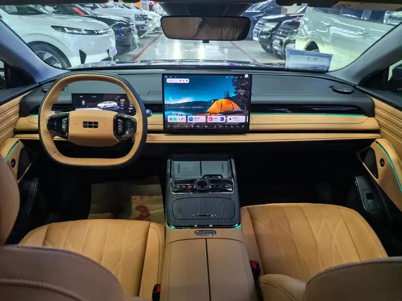 Galaxy Star 8 PHEV 2026 Model 225km EM-i Voyager Nautical Edition — миниатюра 11