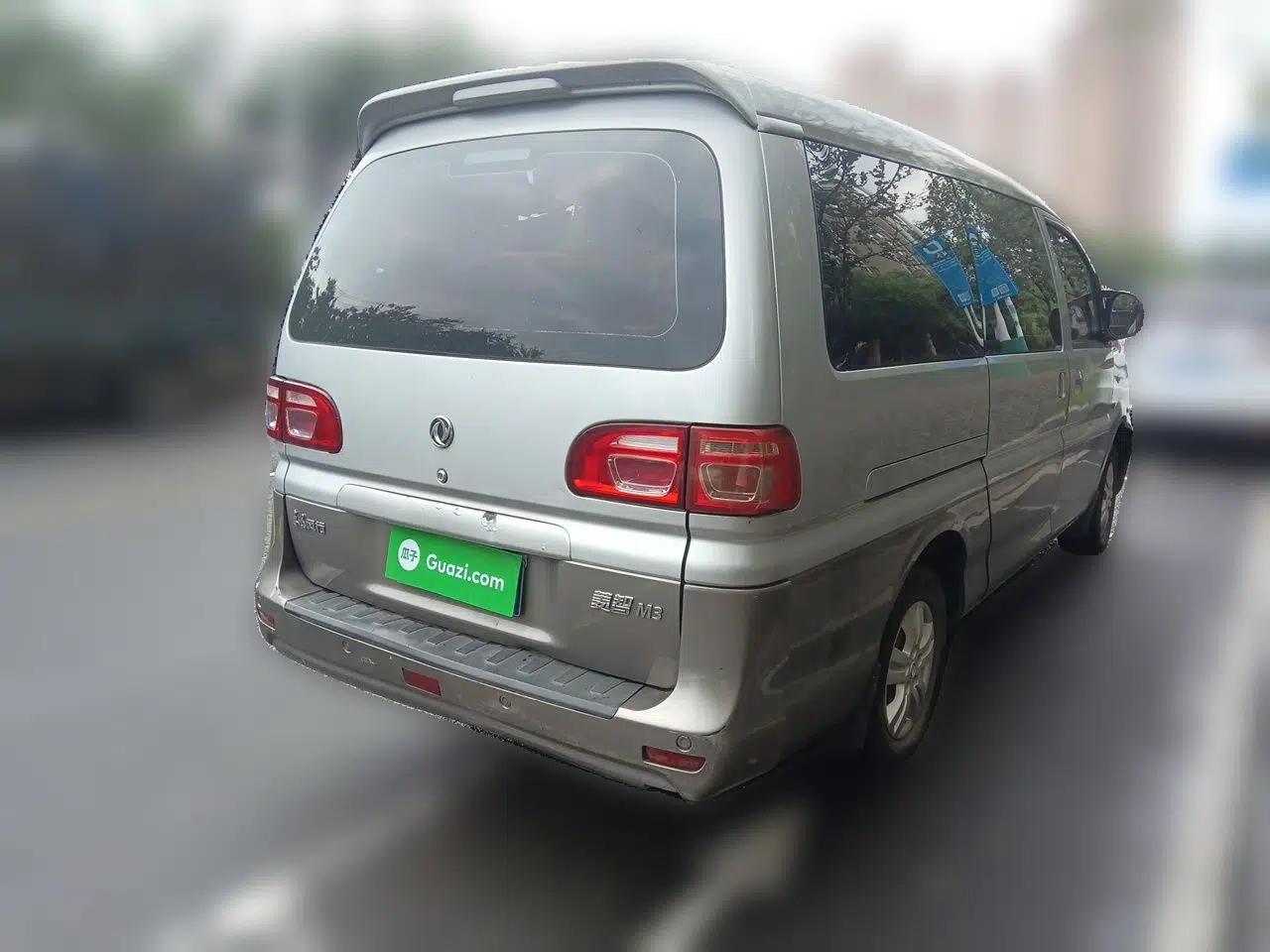 FORTHING Lingzhi 2017 Restyled M3L 1.6L 7-Seater Comfort Version — миниатюра 6