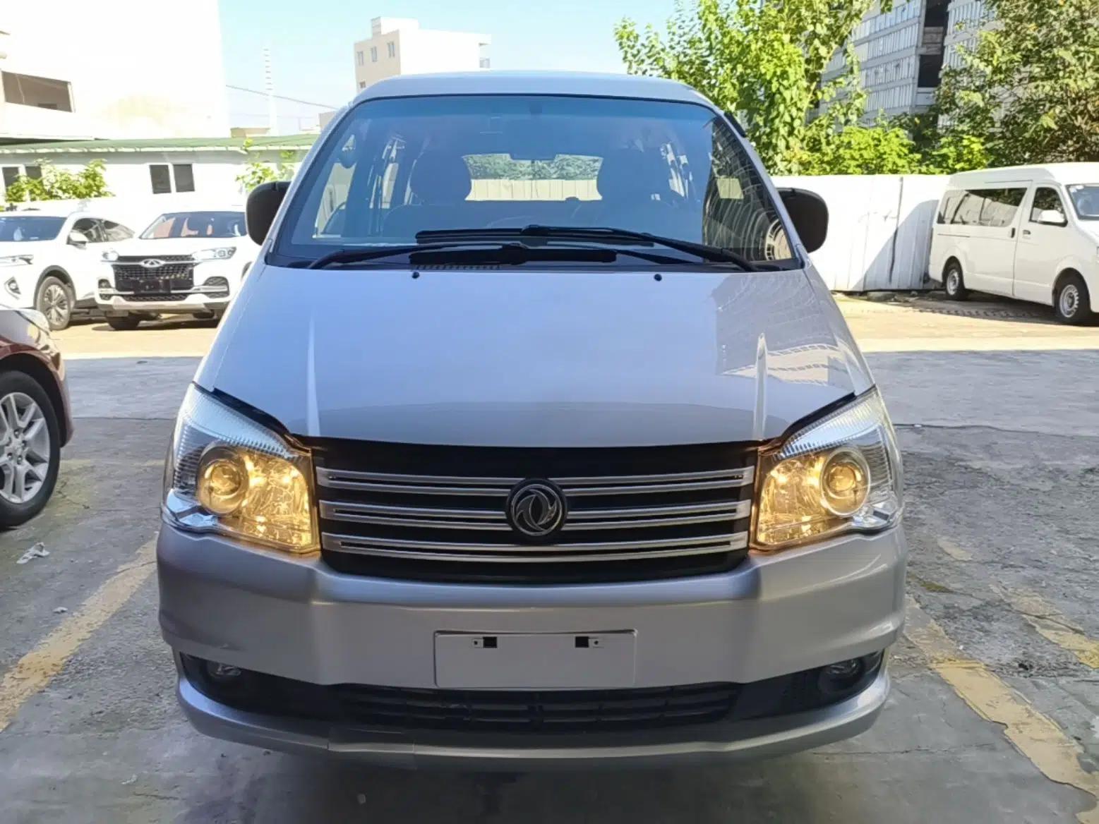 FORTHING Lingzhi 2018 M3 1.5L 5-Seat Base Model — миниатюра 2