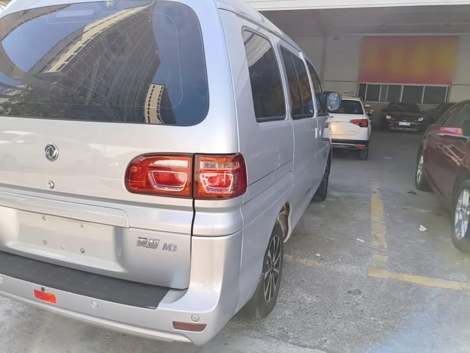 FORTHING Lingzhi 2018 M3 1.5L 5-Seat Base Model — миниатюра 9