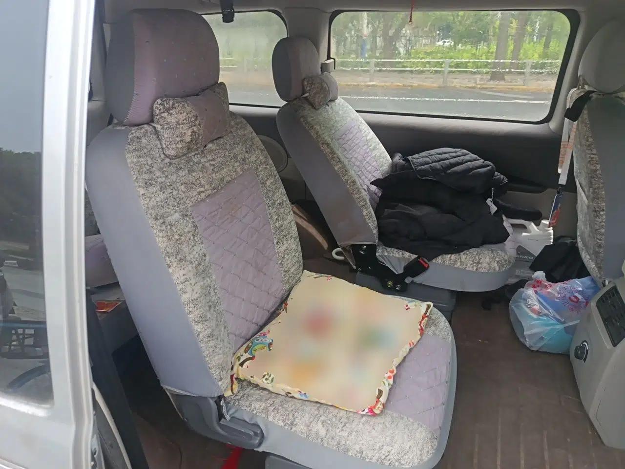 FORTHING Lingzhi 2015 V3 1.5L 7-Seater Luxury Model — миниатюра 17