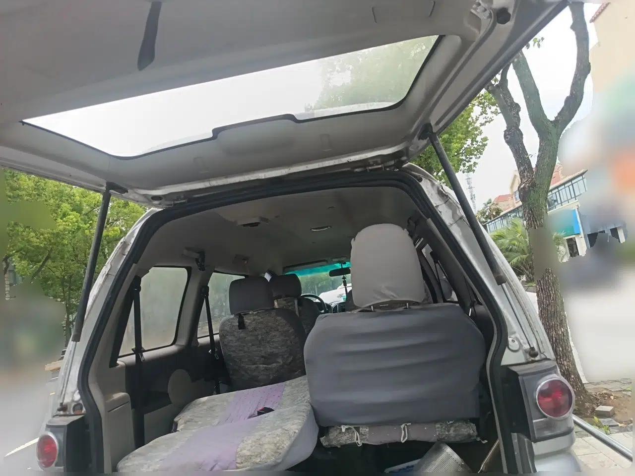 FORTHING Lingzhi 2015 V3 1.5L 7-Seater Luxury Model — миниатюра 19