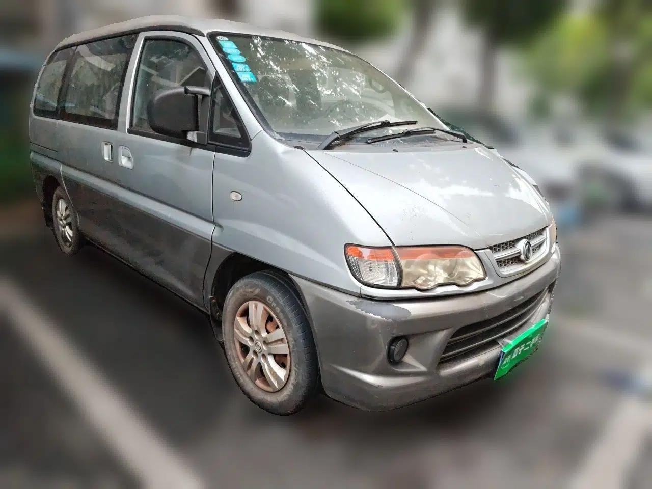 FORTHING Lingzhi 2012 Passenger Version 1.6L Comfort Edition — миниатюра 3
