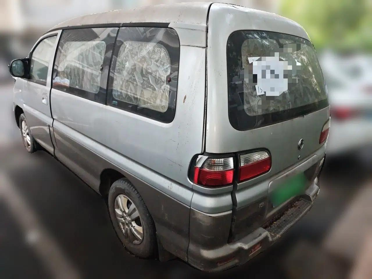 FORTHING Lingzhi 2012 Passenger Version 1.6L Comfort Edition — миниатюра 4