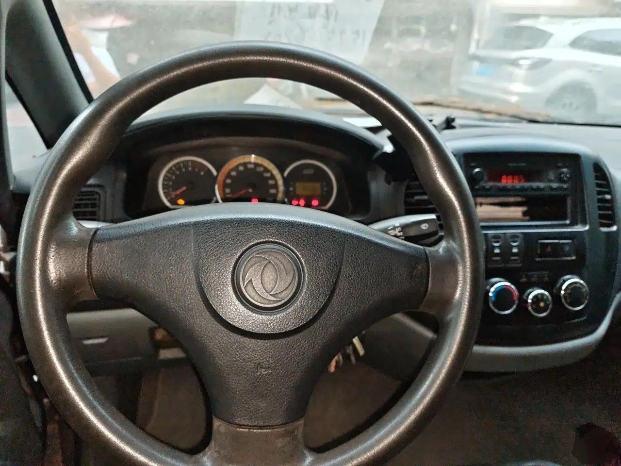 FORTHING Lingzhi 2012 Passenger Version 1.6L Comfort Edition — миниатюра 10