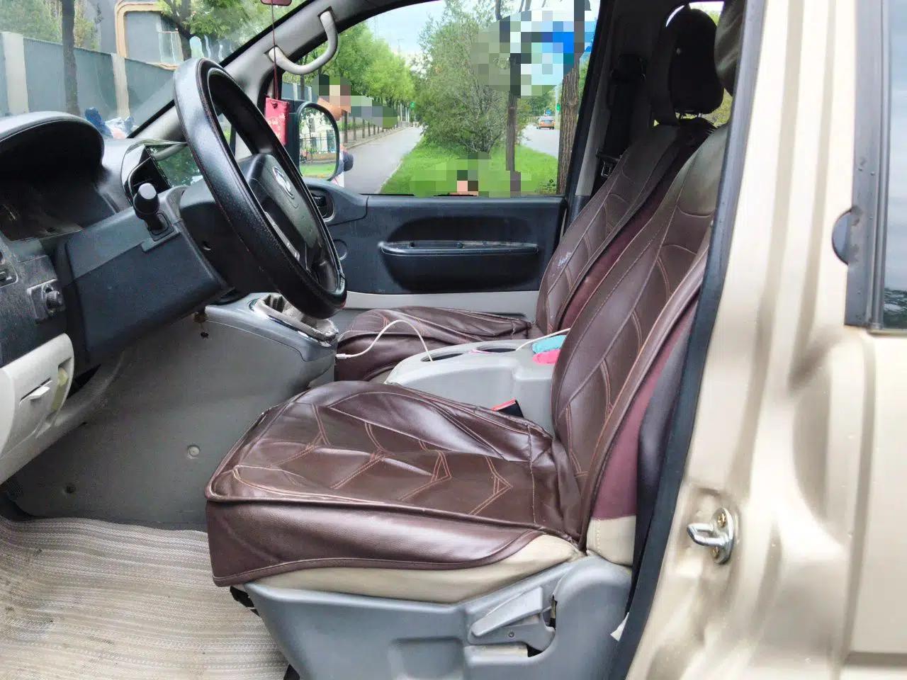 FORTHING Lingzhi 2017 M3L 2.0L 7-Seater Comfort Model — миниатюра 15