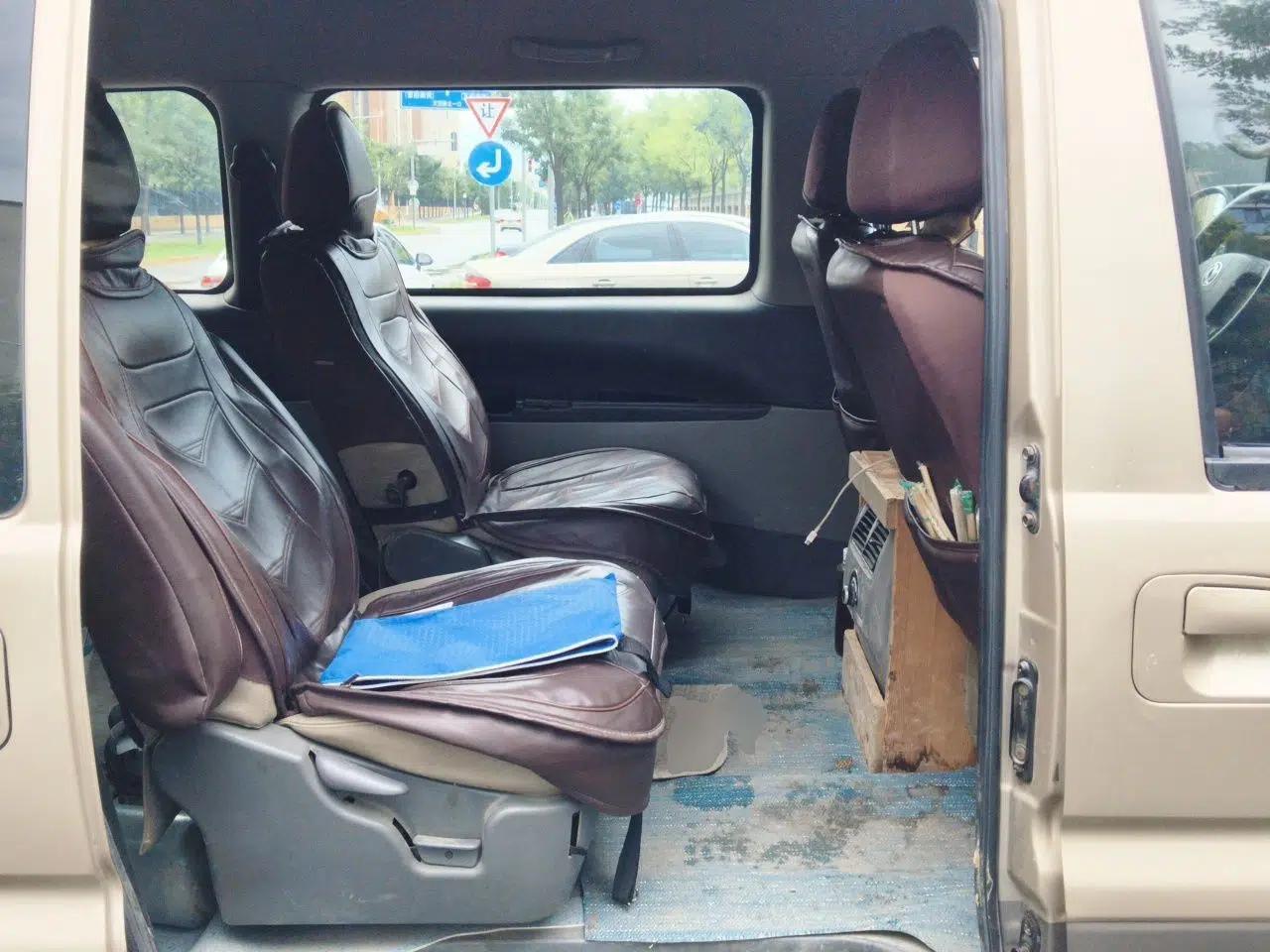FORTHING Lingzhi 2017 M3L 2.0L 7-Seater Comfort Model — миниатюра 17