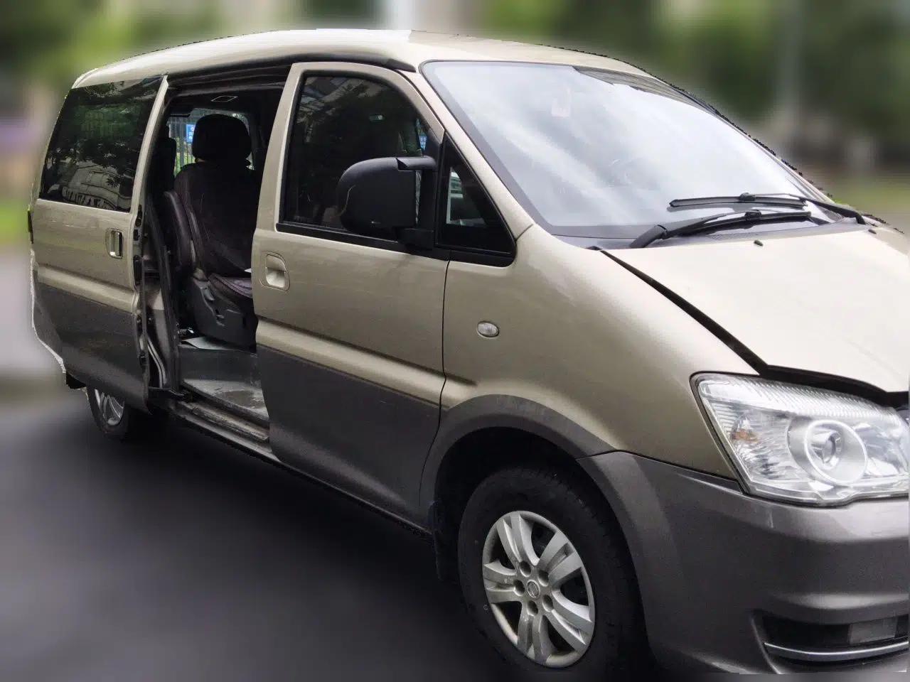 FORTHING Lingzhi 2017 M3L 2.0L 7-Seater Comfort Model — миниатюра 3