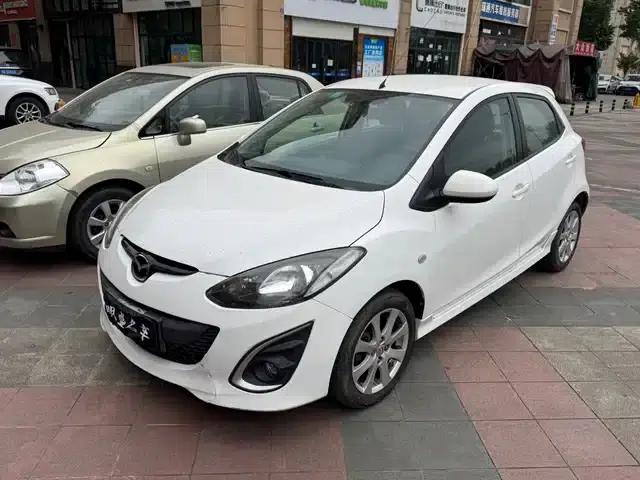 Mazda2 2012 Hatchback Dynamic 1.5L Automatic Value Edition