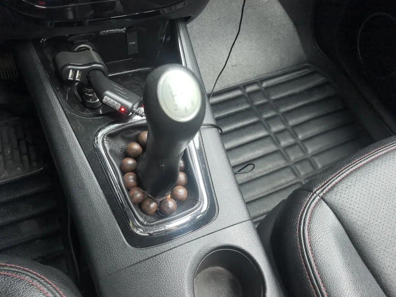 FORTHING Joyear X5 2013 1.6L Manual Luxury Model China IV Standard — миниатюра 14