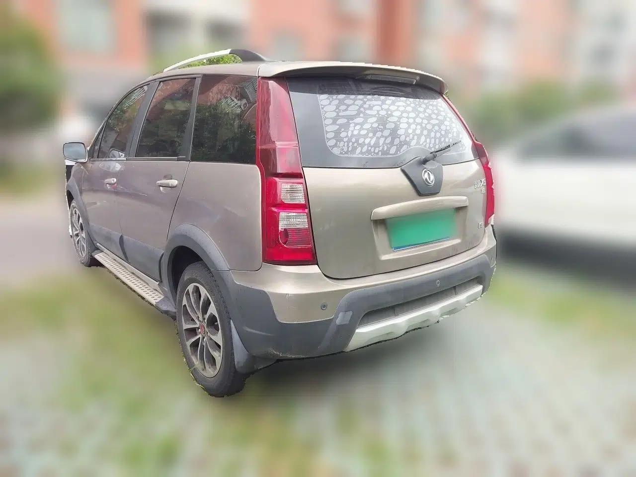 FORTHING Joyear X5 2013 1.6L Manual Luxury Model China V Standard — миниатюра 4
