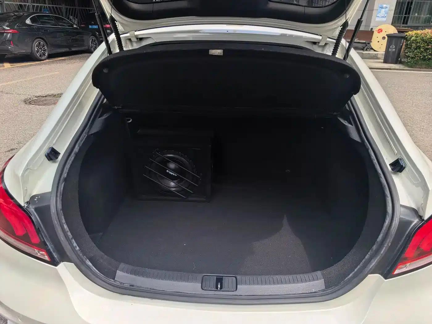 MG6 2018 20T Automatic Elite Intelligent Edition (China VI Emission Standard) — миниатюра 19