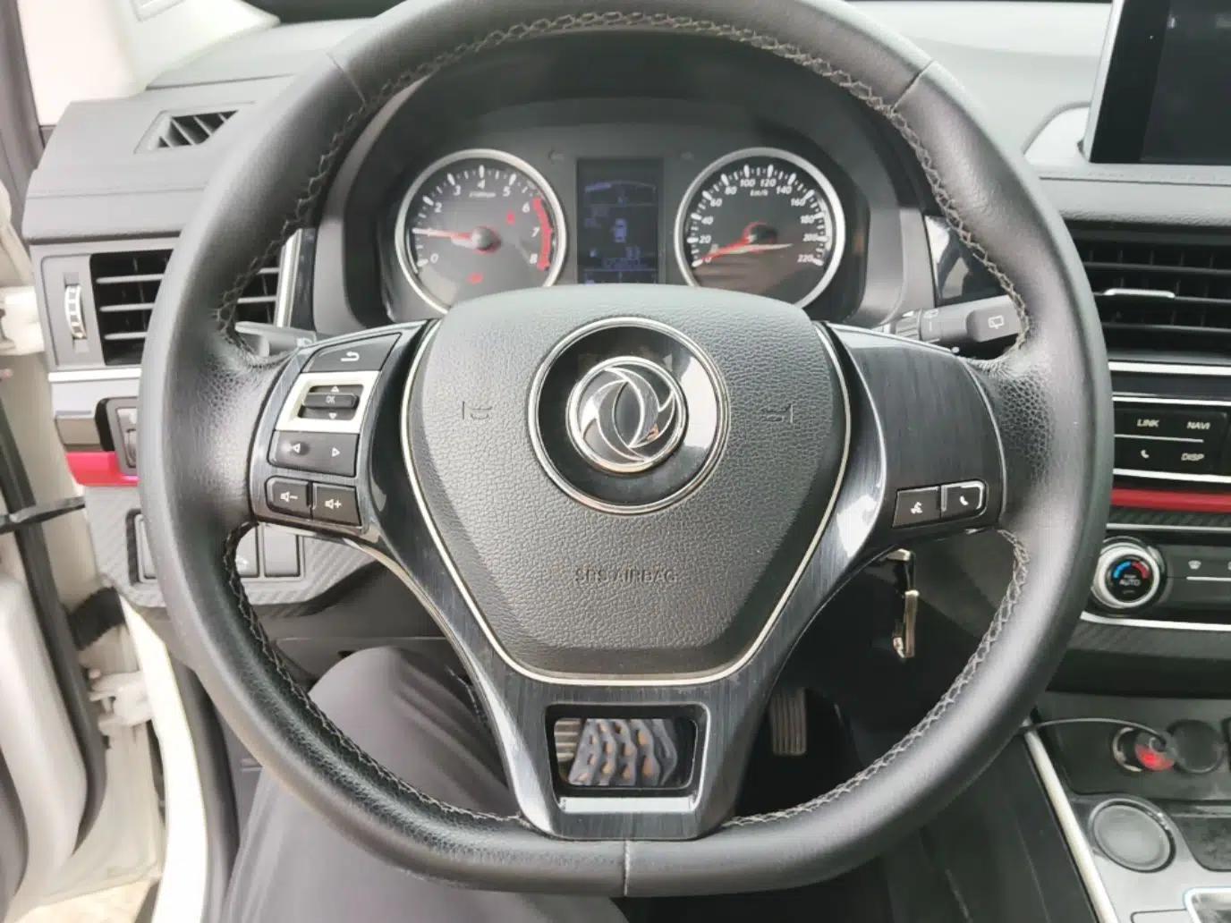 FORTHING SX6 2019 1.6L Manual Luxury Model China VI Standard — миниатюра 13