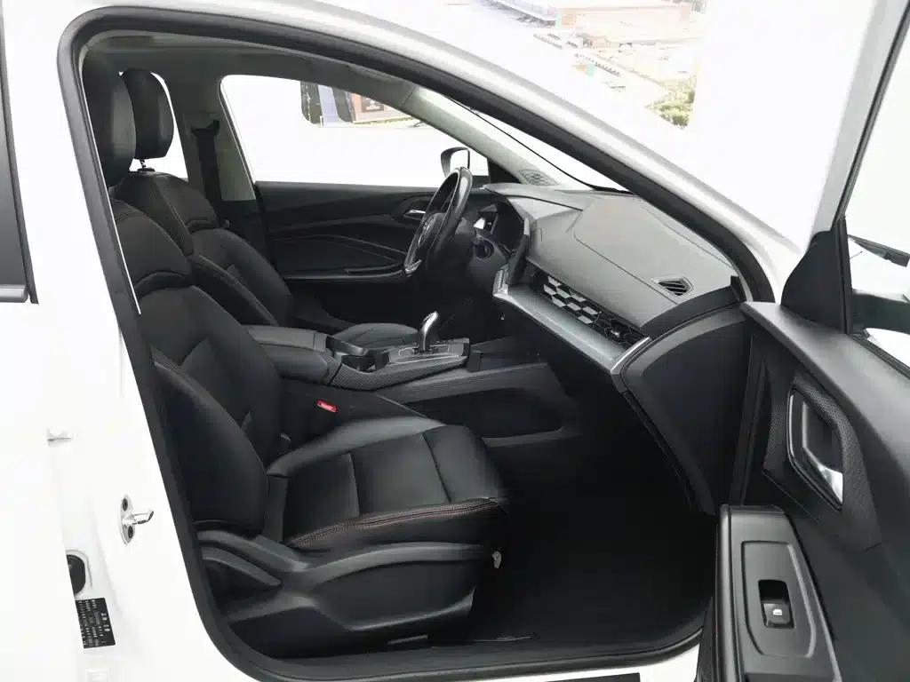 MG5 2021 300TGI DCT Youth Luxury Edition — миниатюра 23