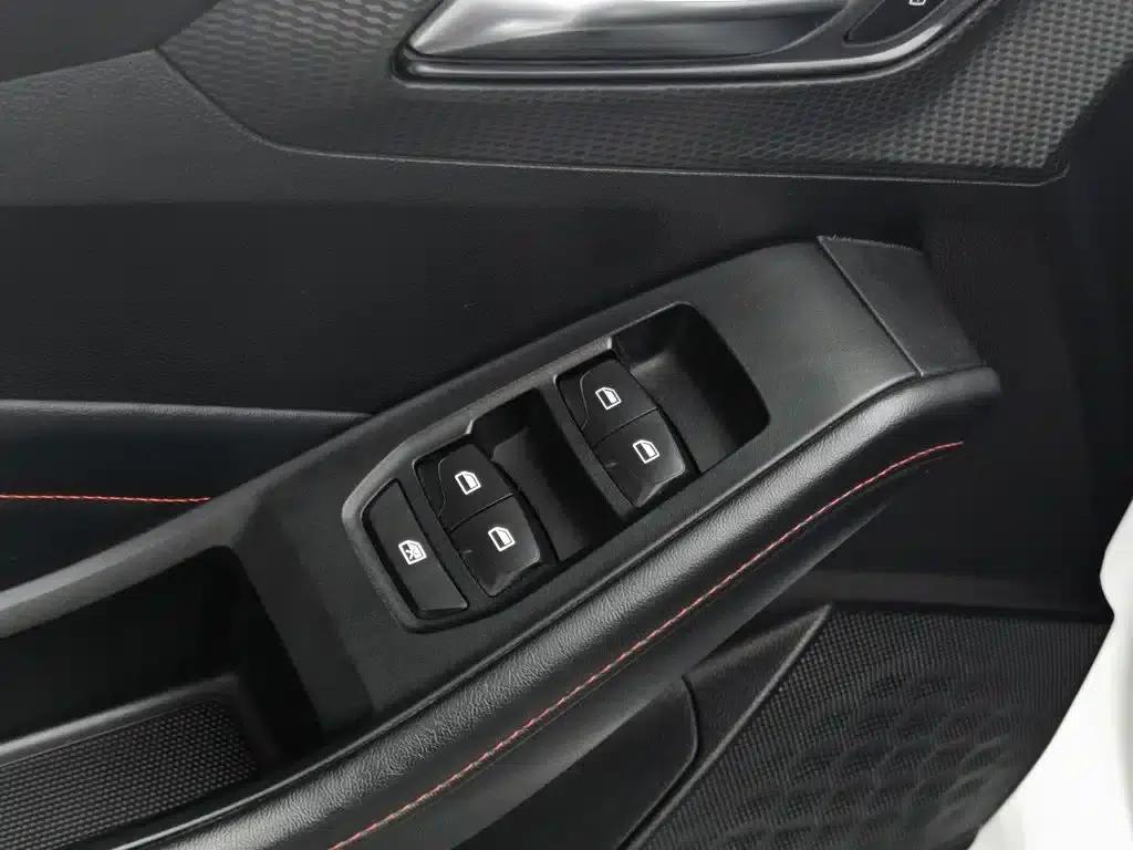 MG5 2021 300TGI DCT Youth Luxury Edition — миниатюра 9