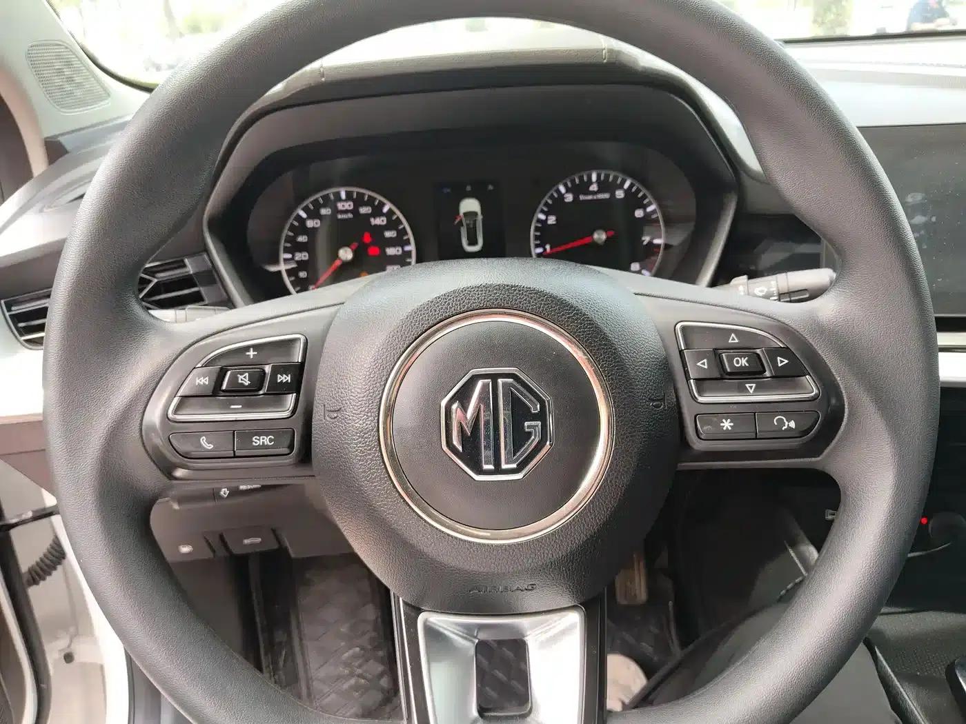 MG5 2023 180DVVT CVT Luxury Edition — миниатюра 8