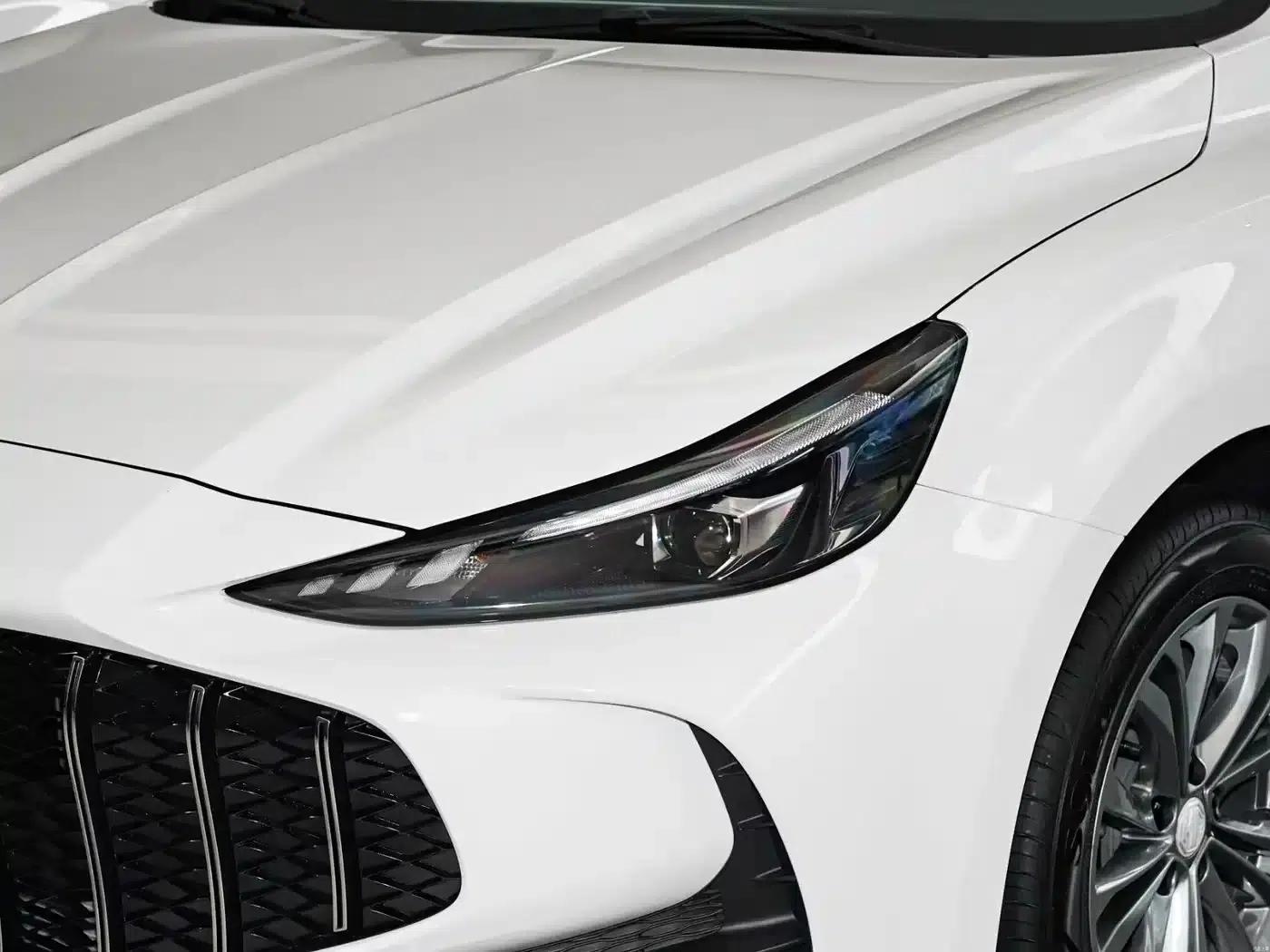MG5 2026 180DVVT Global Luxury Edition — миниатюра 3