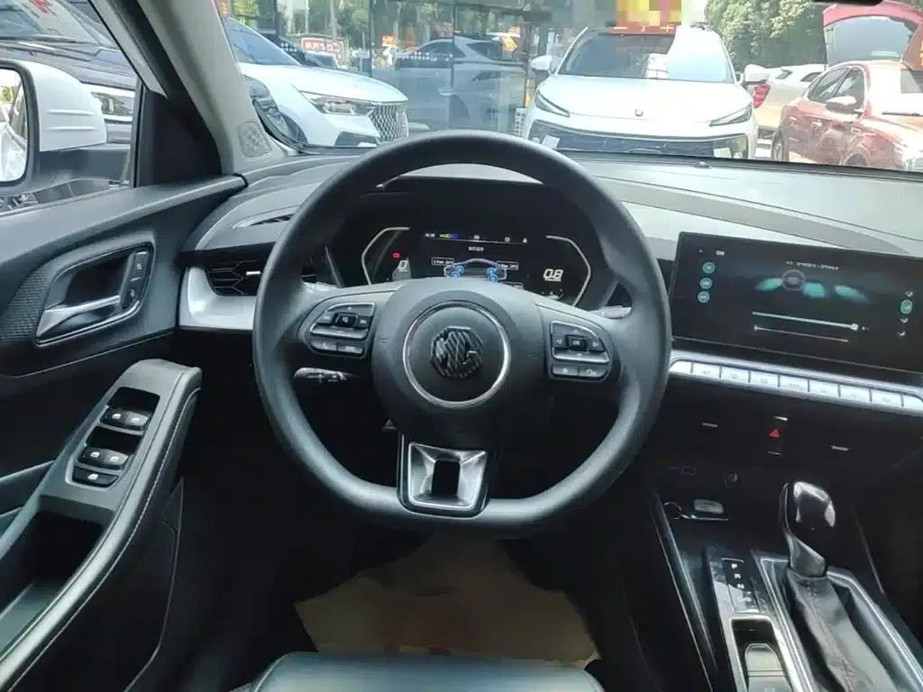 MG5 2021 Facelift 180DVVT CVT Youth Luxury Edition — миниатюра 11