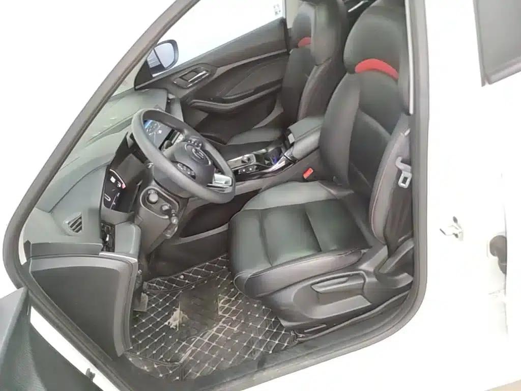 MG5 2021 180DVVT CVT Youth Luxury Edition — миниатюра 15