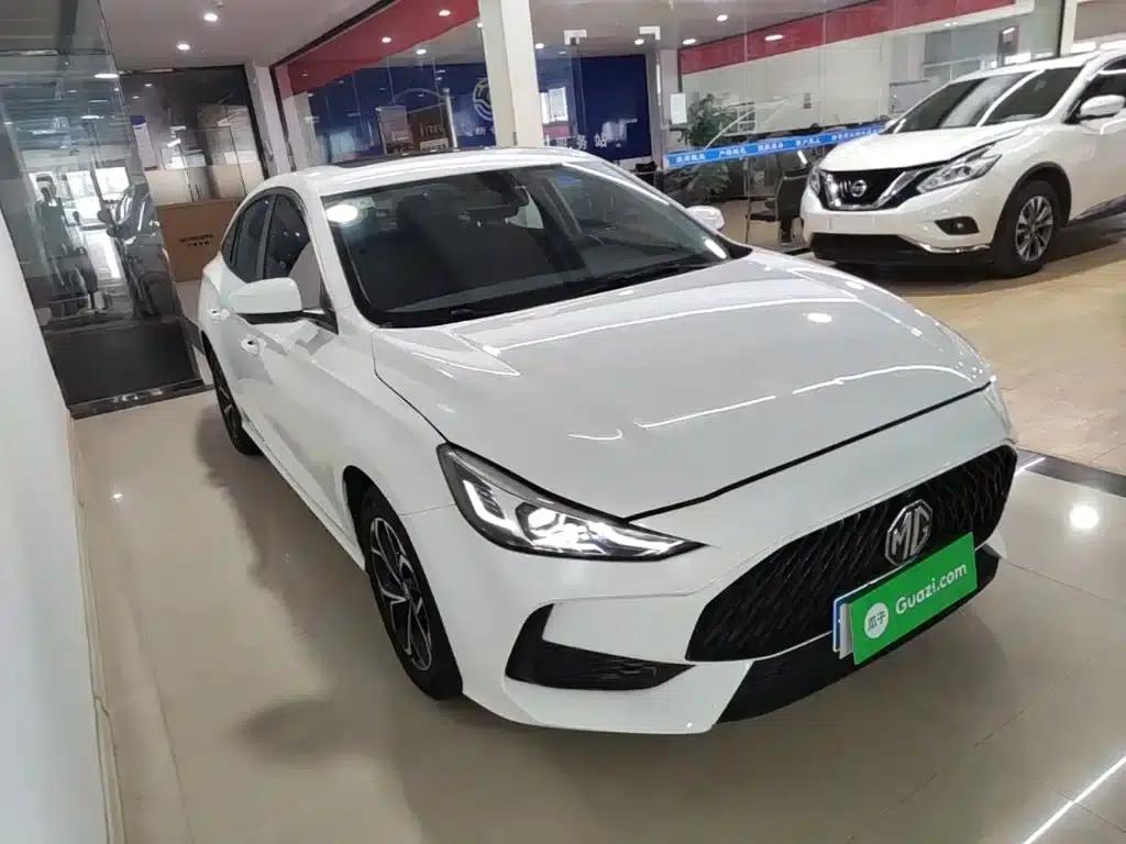 MG5 2021 180DVVT CVT Youth Luxury Edition — миниатюра 4