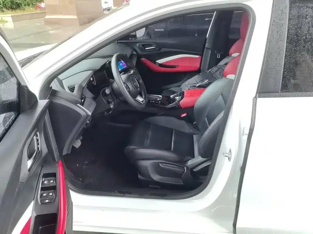 MG5 2021 Facelift 180DVVT CVT Youth Luxury Edition — миниатюра 15
