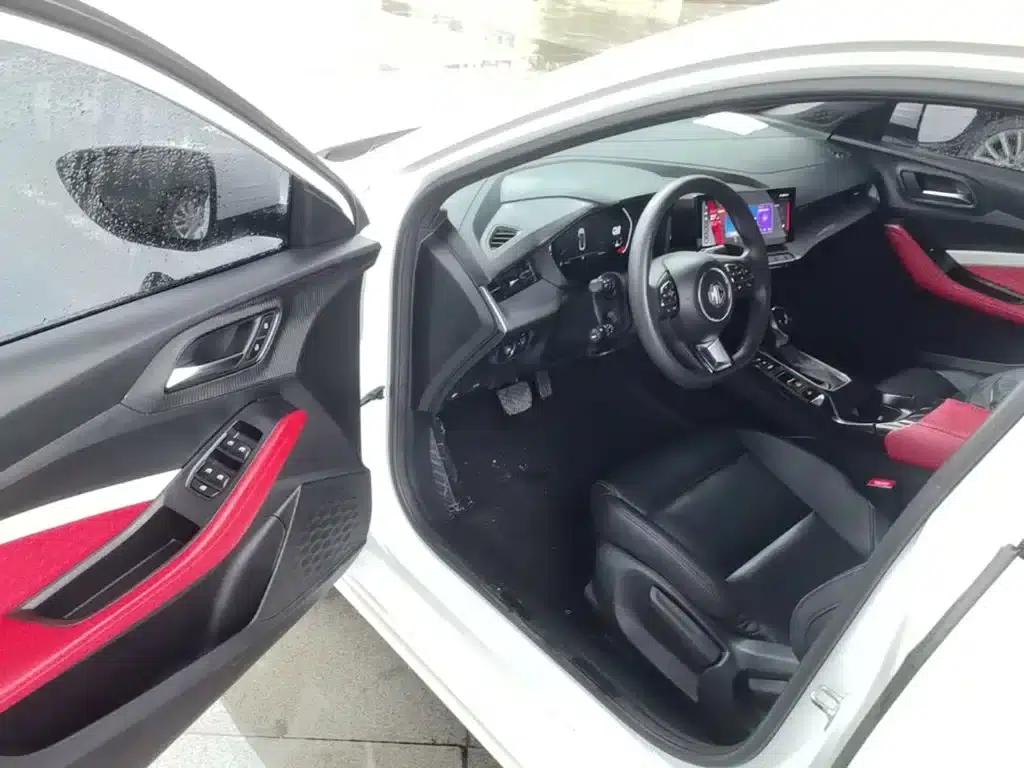 MG5 2021 Facelift 180DVVT CVT Youth Luxury Edition — миниатюра 16