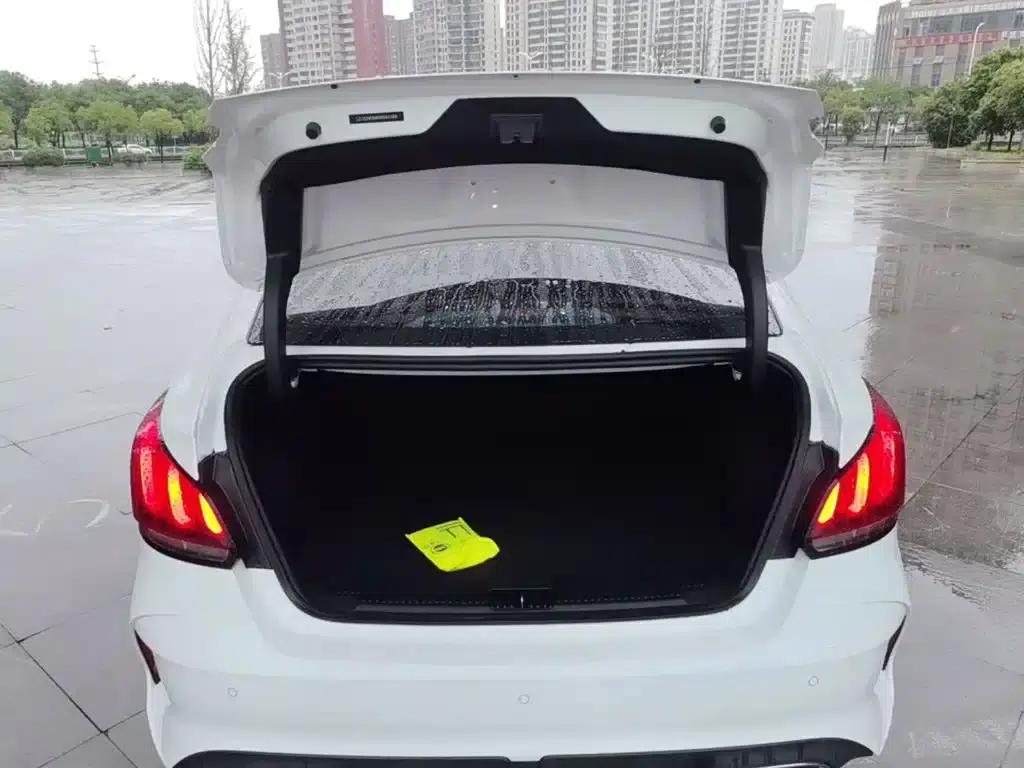 MG5 2021 Facelift 180DVVT CVT Youth Luxury Edition — миниатюра 19