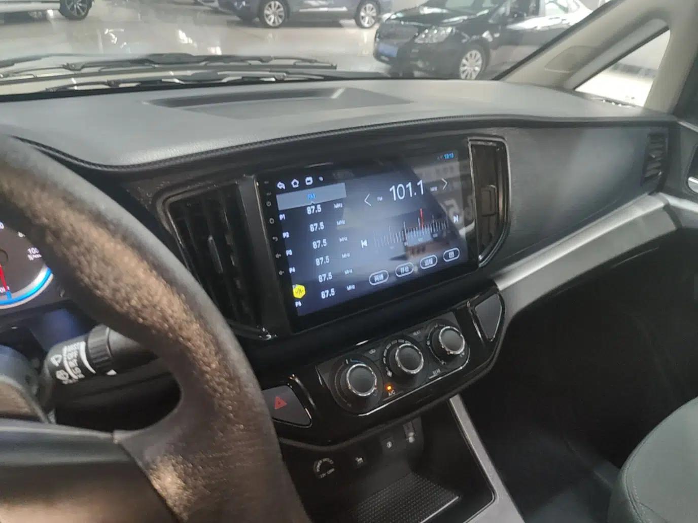FORTHING Lingzhi M5 2025 Model, 420km Pure Electric Urban Version, 5-seater — миниатюра 15